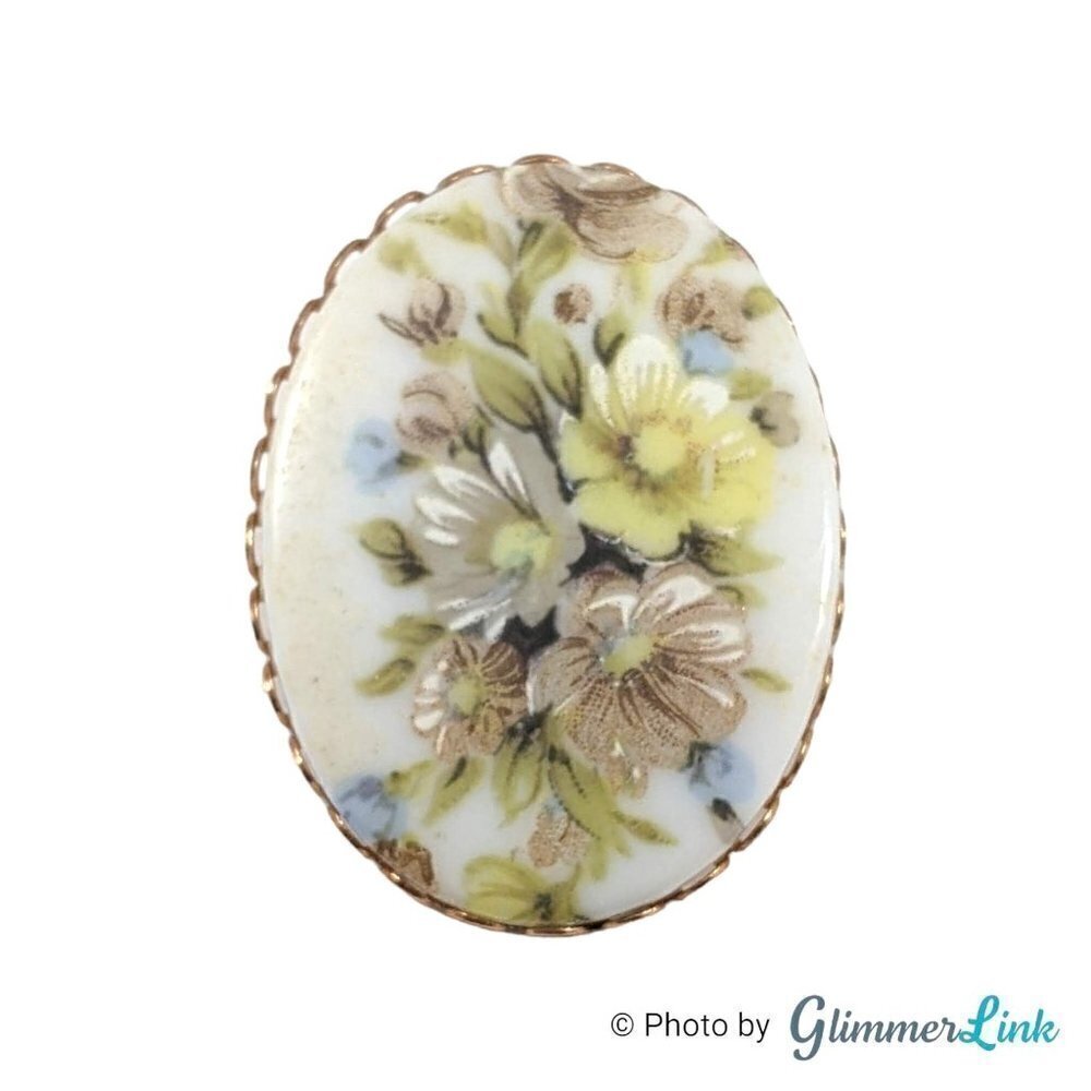 Vintage Oval Floral Pastel Porcelain Gold Tone Brooch